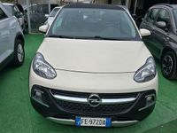 Usata Opel Adam Rocks Rocks 69 CV (50 kW) 2016 Beige Utilitaria