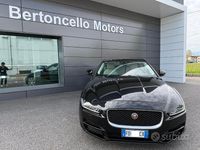 Usata Jaguar XE Prestige 180 CV (132 kW) 2016 Nero Berlina
