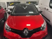Usata Renault Captur Intens 90 CV (66 kW) 2016 Rosso SUV