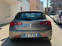 Usata Alfa Romeo Giulietta Distinctive 120 CV (88 kW) 2014 Grigio Utilitaria