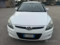 Usata Hyundai i30 Limited 90 CV (66 kW) 2010 Bianco Berlina