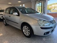 Usata VW Golf IV Comfortline 105 CV (77 kW) 2005 Grigio Berlina