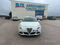 Usata Alfa Romeo Giulietta Exclusive 105 CV (77 kW) 2013 Bianco Utilitaria