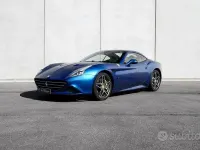 Usata Ferrari California 560 CV (411 kW) 2014 Bluazzurro Cabrio