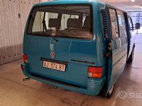 Usata VW Caravelle 1996 Verde Monovolume