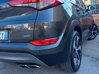 Usata Hyundai Tucson Comfort 136 CV (100 kW) 2015 Grigio SUV