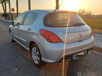 Usata Peugeot 308 Active 120 CV (88 kW) 2011 Grigio Berlina
