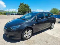 Usata Opel Astra 140 CV (102 kW) 2016 Nero Station wagon