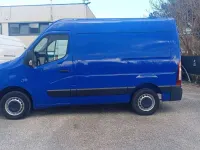 Usata Renault Master 136 CV (100 kW) 2023 Blu/azzurro Monovolume