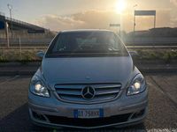 Usata Mercedes B180 Chrome 110 CV (80 kW) 2009 Grigio Monovolume