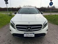 Usata Mercedes GLA200 136 CV (100 kW) 2016 Bianco SUV