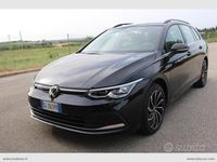 Usata VW Golf VIII Style 116 CV (85 kW) 2022 Nero Station wagon