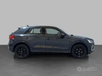 Usata Audi Q2 Advanced 150 CV (110 kW) 2024 Grigio manhattan metallizzato SUV