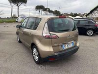 Usata Renault Scénic III LIMITED 110 CV (80 kW) 2016 Marrone Monovolume