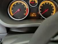 Usata Opel Corsa Enjoy 86 CV (63 kW) 2010 Bianco Berlina