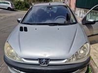 Usata Peugeot 206 68 CV (50 kW) 2005 Grigio Utilitaria