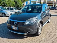 Usata Dacia Sandero Stepway 88 CV (64 kW) 2011 Nero Berlina