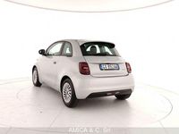 Usata Fiat 500e La Prima 69 kW (95 CV) 2024 Blu Utilitaria