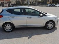 Usata Ford Fiesta Active 86 CV (63 kW) 2018 Grigio Utilitaria