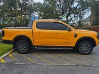 Usata Ford Ranger Wildtrack 241 CV (177 kW) 2023 Arancione Pick-up