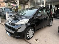 Usata Peugeot 107 68 CV (50 kW) 2010 Nero Utilitaria