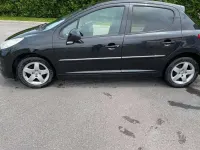 Usata Peugeot 207 68 CV (50 kW) 2009 Nero Berlina