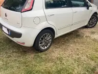 Usata Fiat Punto Evo S 95 CV (69 kW) 2011 Bianco Utilitaria