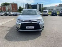 Usata Mitsubishi Outlander Intense 150 CV (110 kW) 2017 Argento SUV