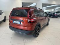 Usata Dacia Jogger Extreme 101 CV (74 kW) 2022 Rosso Monovolume