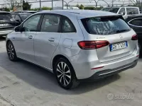 Gebraucht Mercedes B250e Business 160 PS (117 kW) 2021 Schwarz Van / Kleinbus
