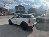 Usata Mini Cooper D Countryman 111 CV (81 kW) 2014 Bianco SUV