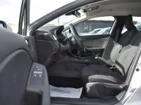 Usata Renault Clio Equilibre 140 CV (102 kW) 2022 Argento Utilitaria