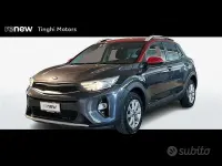 Usata Kia Stonic Style 101 CV (74 kW) 2018 Grigio SUV