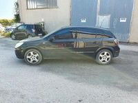 Usata Opel Astra 90 CV (66 kW) 2007 Nero Berlina