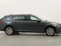 Usata Skoda Superb Executive 150 CV (110 kW) 2020 Grigio Station wagon