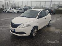 Usata Lancia Ypsilon Gold 69 CV (50 kW) 2018 Bianco Utilitaria