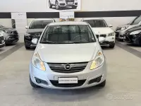 Usata Opel Corsa Edition 75 CV (55 kW) 2010 Grigio Utilitaria