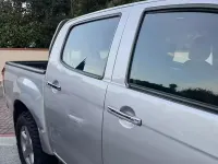 Usata Isuzu D-Max 163 CV (119 kW) 2014 Grigio Cabrio
