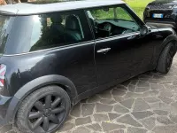 Usata Mini Cooper 116 CV (85 kW) 2004 Nero Utilitaria