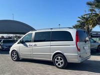 Usata Mercedes Viano 149 CV (109 kW) 2005 Argento Monovolume