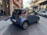 Begagnad Toyota iQ 68 HK (50 kW) 2010 Blå Halvkombi