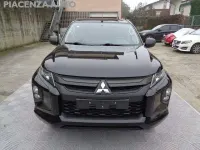 Usata Mitsubishi L200 Invite 150 CV (110 kW) 2021 Nero Pick-up