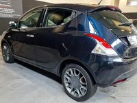 Usata Lancia Ypsilon S 85 CV (62 kW) 2012 Blu Utilitaria