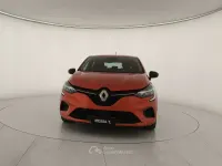 Usata Renault Clio V Equilibre 145 CV (106 kW) 2022 Arancione Berlina
