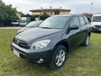 Usata Toyota RAV4 Sol 136 CV (100 kW) 2007 Grigio SUV