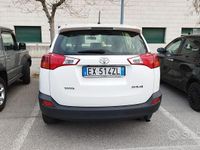 Usata Toyota RAV4 2015 Bianco SUV