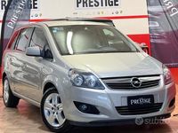 Usata Opel Zafira Cosmo 110 CV (80 kW) 2011 Giallo Monovolume