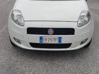 Usata Fiat Grande Punto 75 CV (55 kW) 2011 Bianco Utilitaria