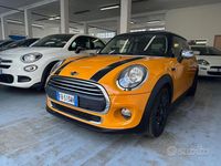 Usata Mini ONE 102 CV (75 kW) 2015 Arancione Utilitaria