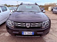 Usata Dacia Duster Lauréate 110 CV (80 kW) 2016 Nero SUV